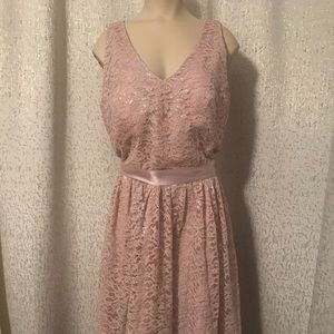 Jessica Howard shimmering pink lace dress, 10